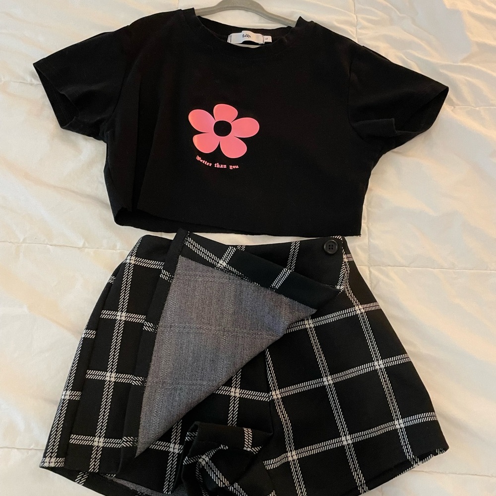 Girls skirt set Top is L and skirt is Old Navy 8.///NOT a SET